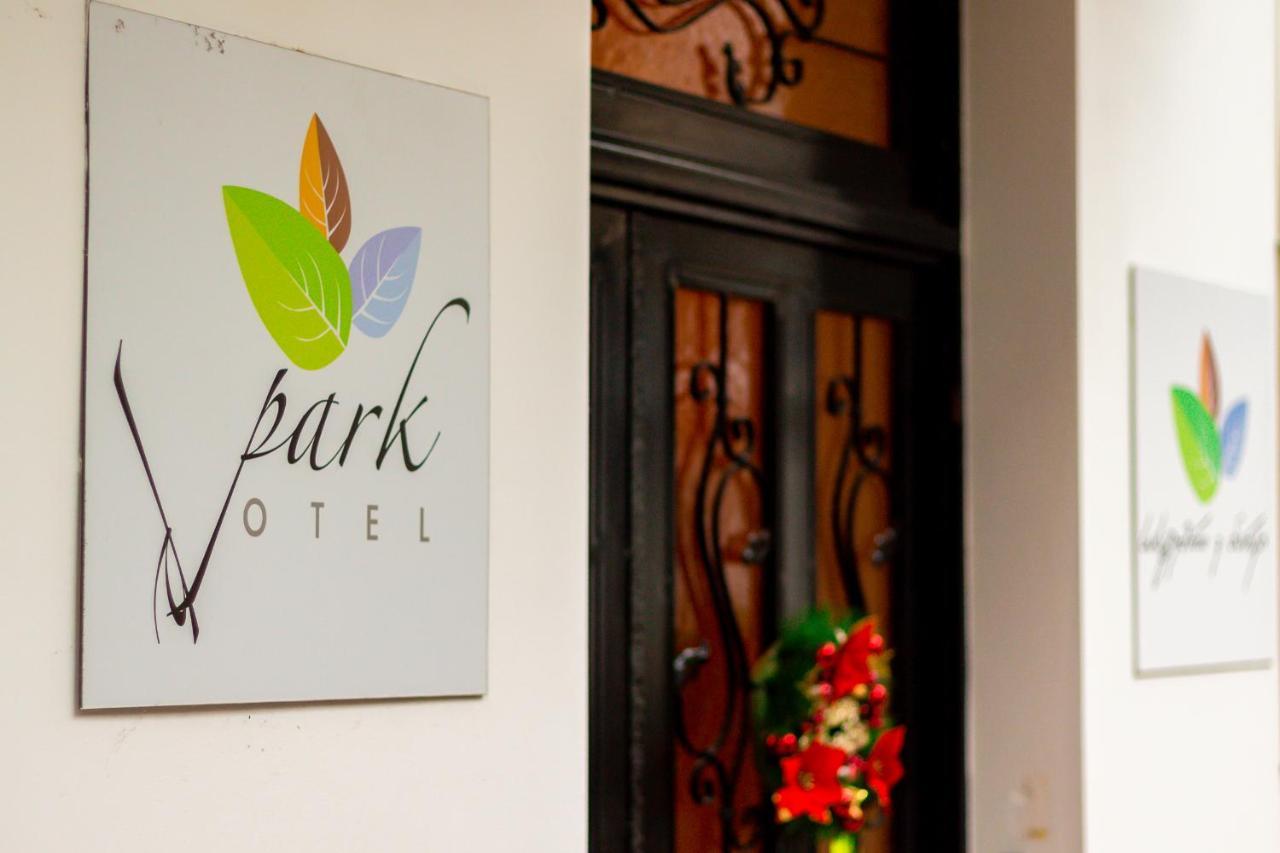 V Park Hotel Tbilisi Zewnętrze zdjęcie