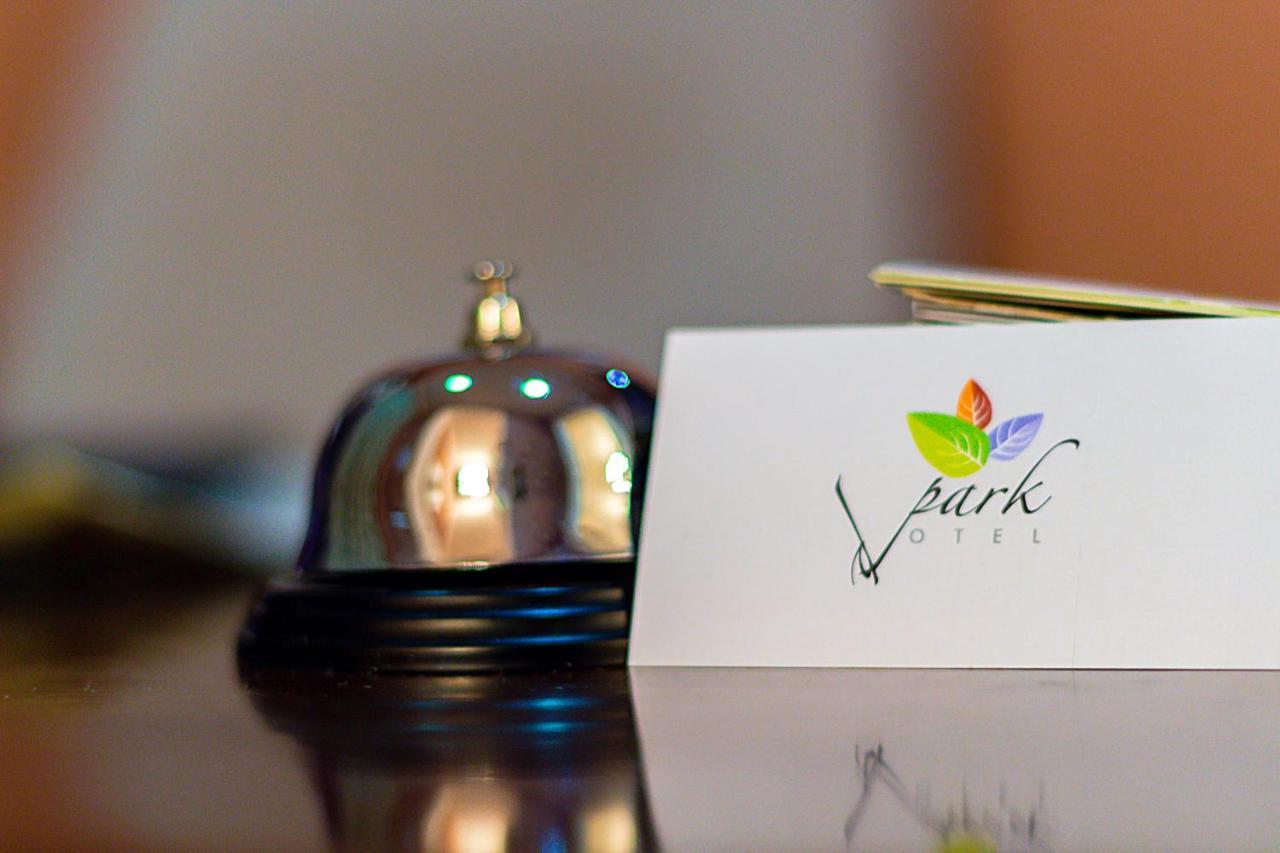 V Park Hotel Tbilisi Zewnętrze zdjęcie